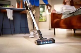 Philips XC3133/01 lightweight stick vacuum design